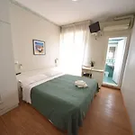 Hotel Edda 2*