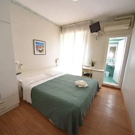Hotel Edda 2*